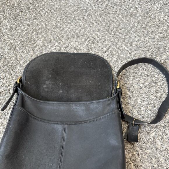 Vintage COACH WHITNEY Black Leather Crossbody Bag Carryall Flap Purse 4115 - Picture 6 of 11